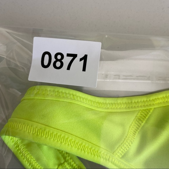 Nike Pro Dri-Fit Women's XS Neon Yellow Swoosh Logo Racerback Sports Bra - Picture 8 of 8